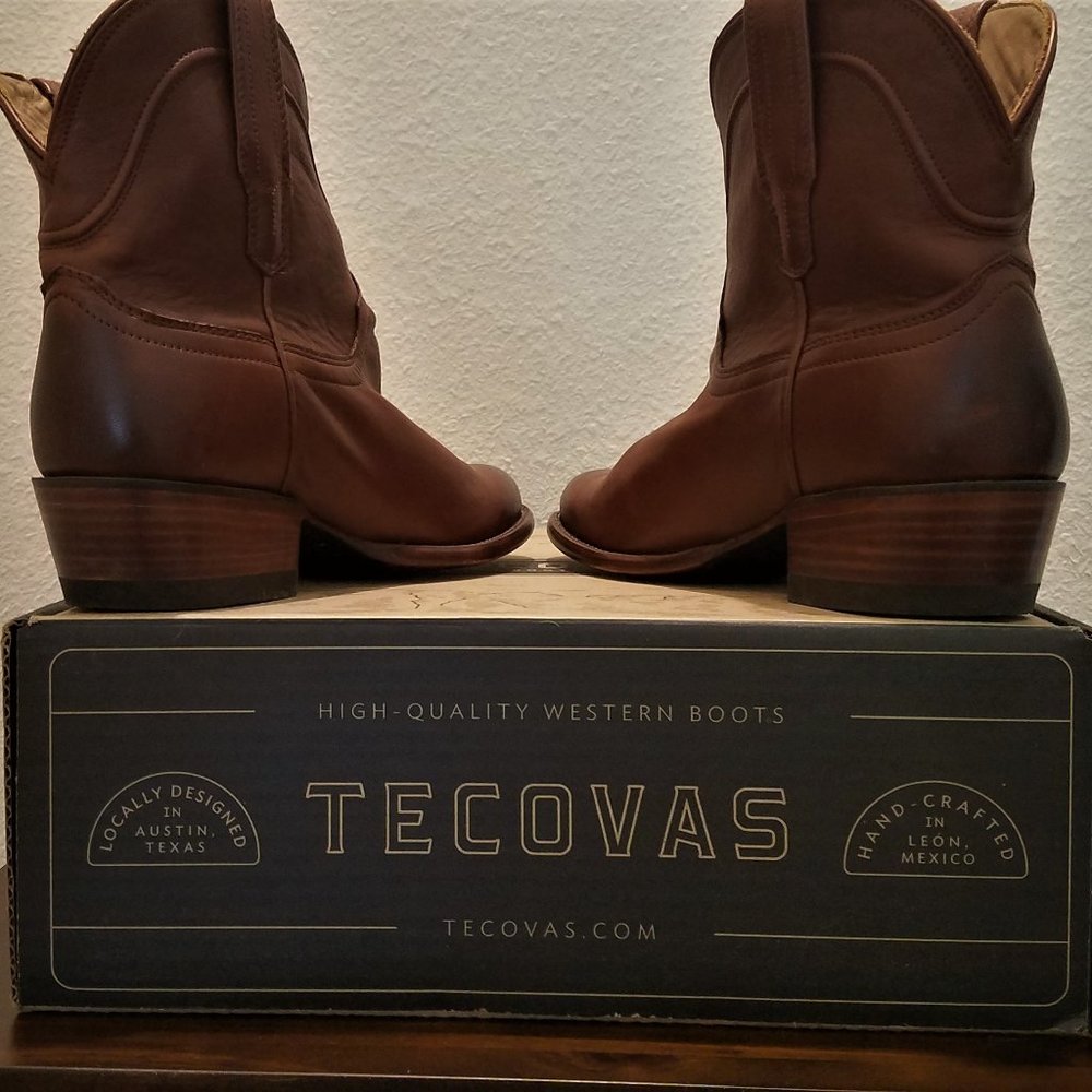 Tecovas  Penny Calfskin booty. Size 7, worn once